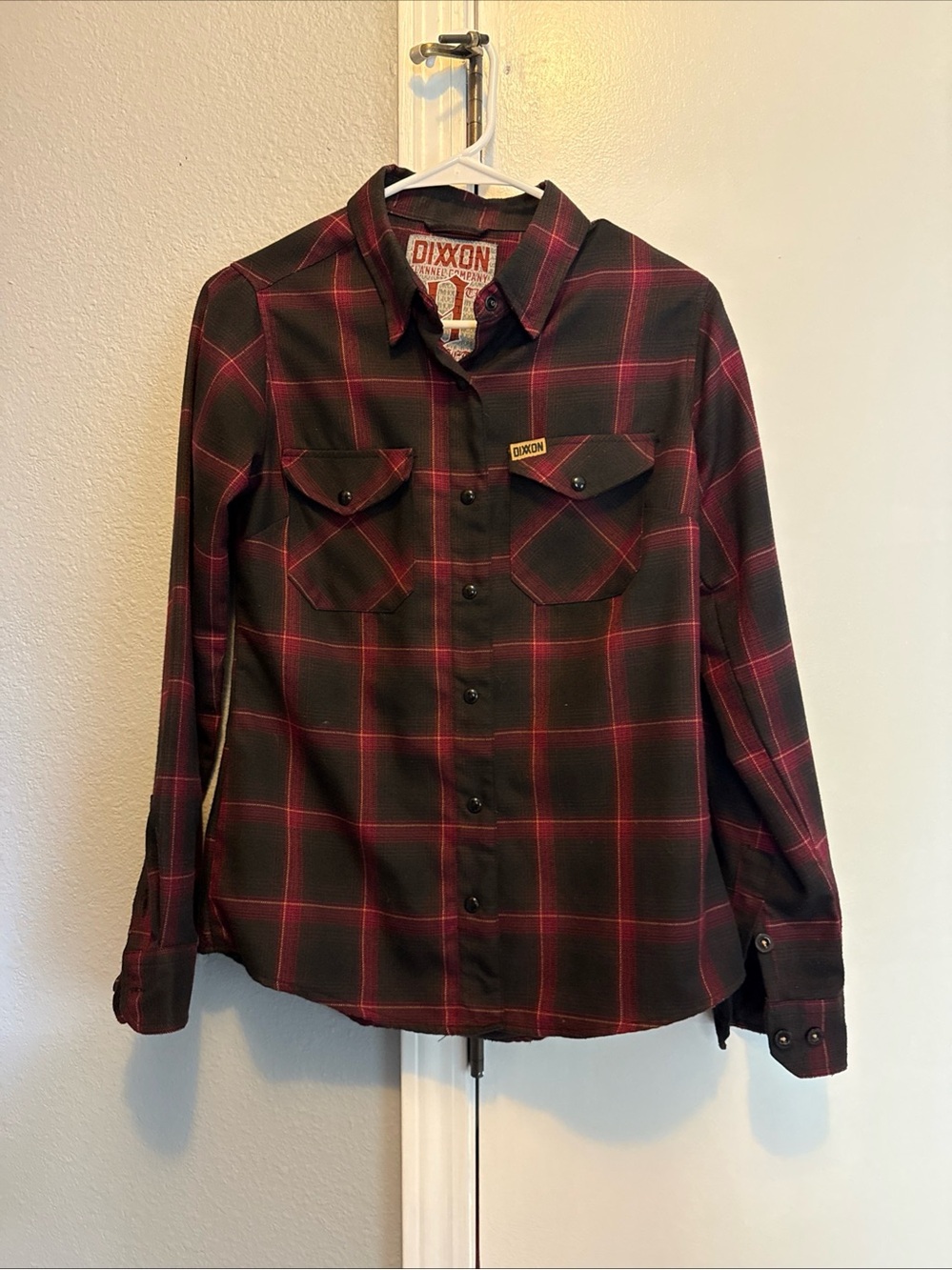 DIXXON 9th Street Men’s flannel long sleeve Small